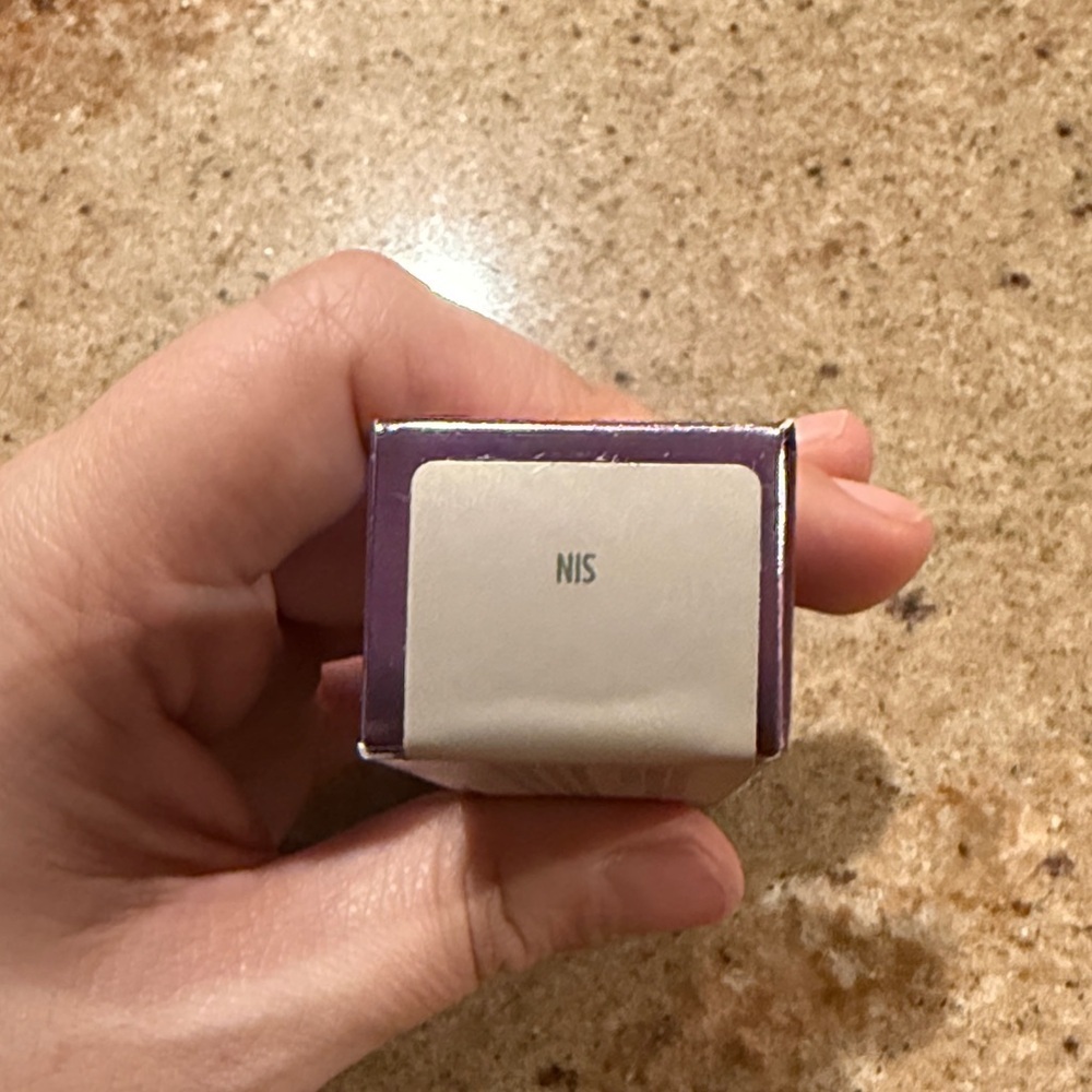 Urban Decay Shimmer Eyeshadow Primer Potion - SIN - Picture 2 of 4
